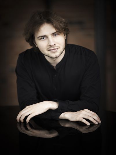 CLASSICAL MUSIC SERIES: NIKITA LUKINOV at the Festival Drayton Centre