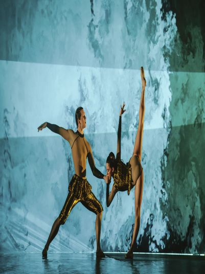 Woolf Works RBO 'Live' Via Satellite at the Festival Drayton Centre